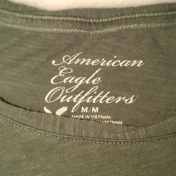 American Eagle top M studs EUC - Picture 2 of 4